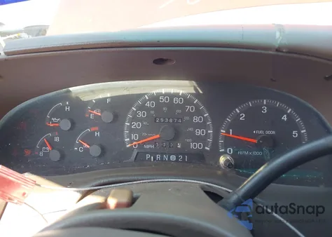 1997 Ford F150 Lariat/Standard/Xl/Xlt из США, поврежденный, VIN 1FTDX1761VNB10210